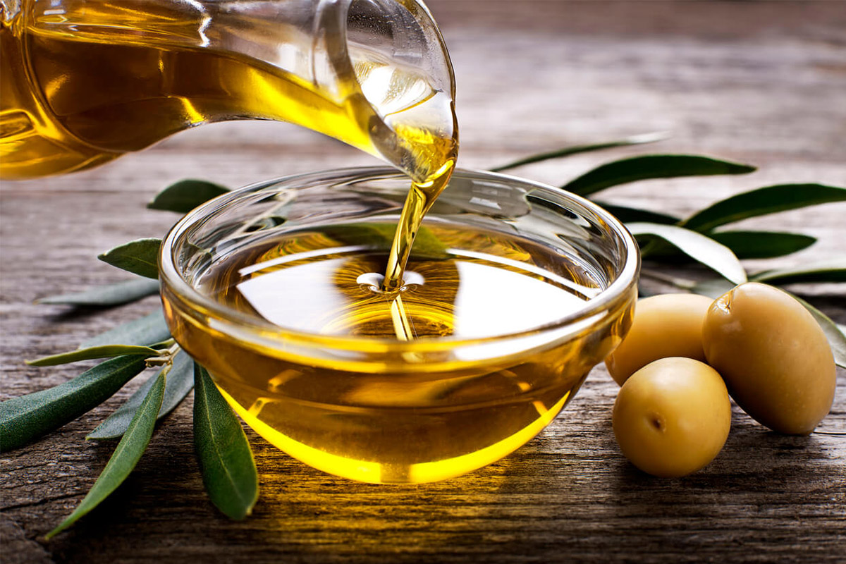 Arteco - L'huile d'olive enlève les rayures du bois
